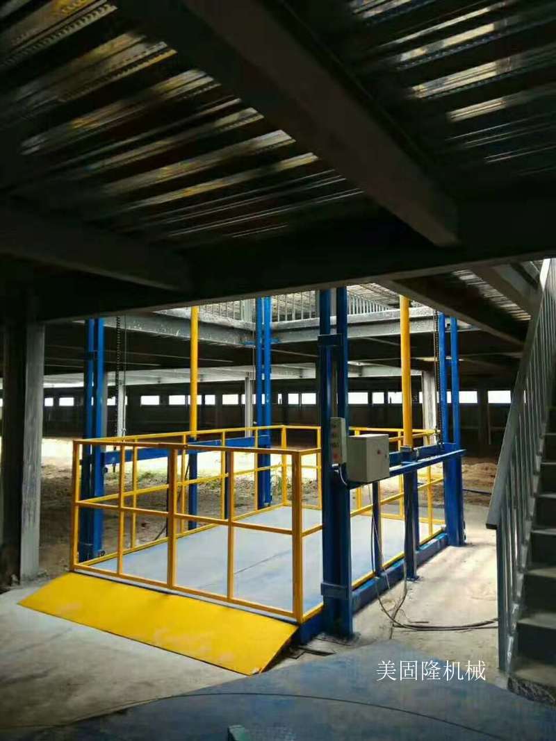 福建厂房导轨式升降机厂家