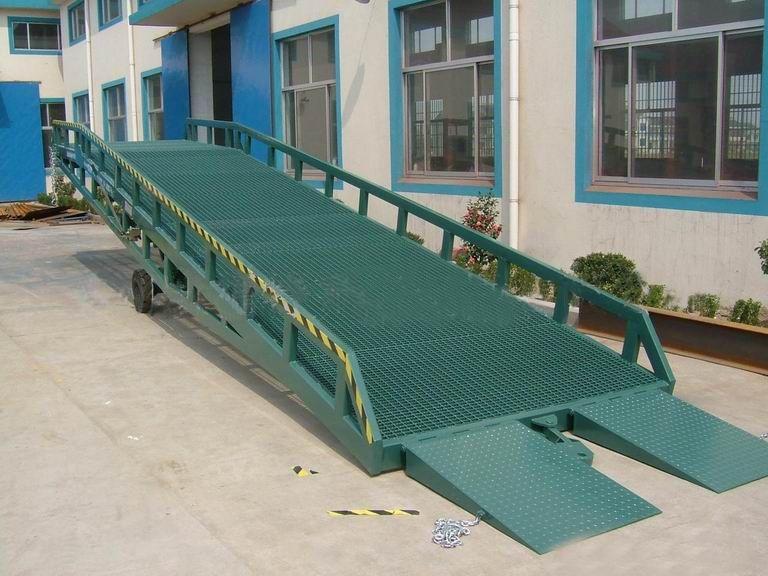 福建登车桥厂家