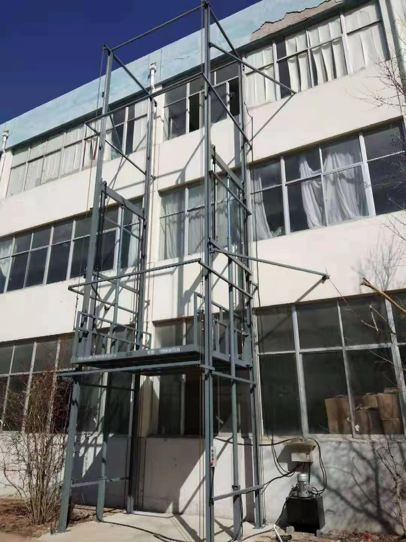 福建室外贴墙货梯